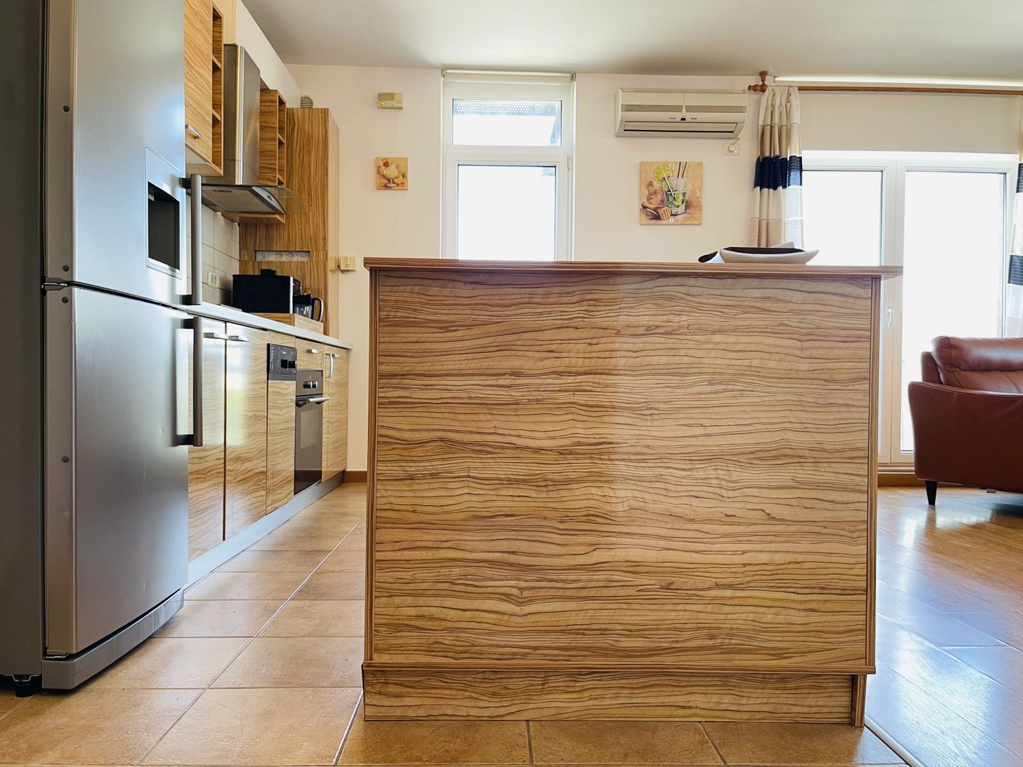 OFERTA INCHIRIATA  -  Parcare Subterana-3 camere, 2 bai | 2 niveluri&2 balcoane - Poză 5