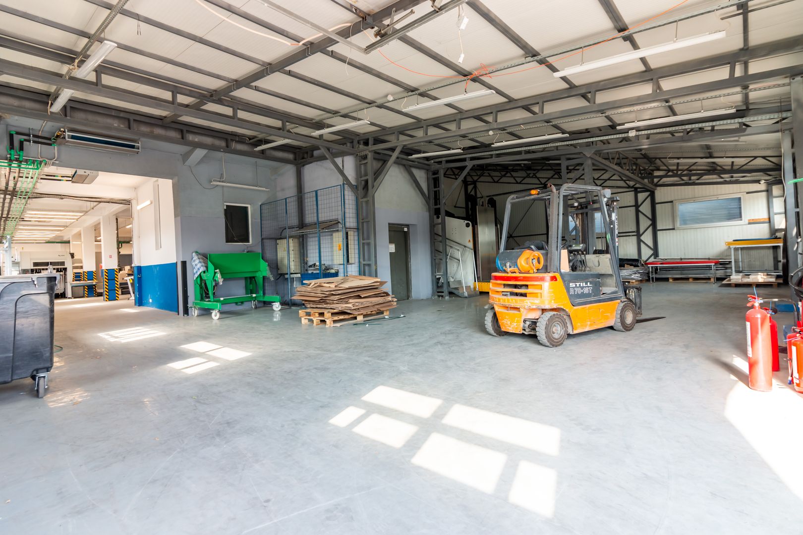 Vanzare Spațiu industrial-logistic 1550mp Centura B. Renovat 2024 ISU - Poză 16
