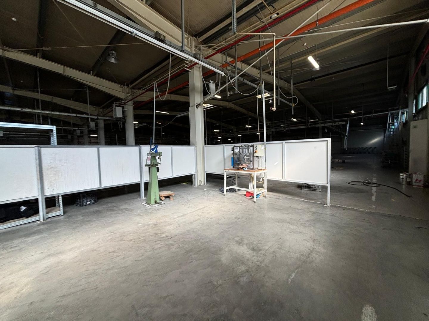 Hala 5000 mp dotata pentru productie si depozitare ISU categoria D - Poză 17