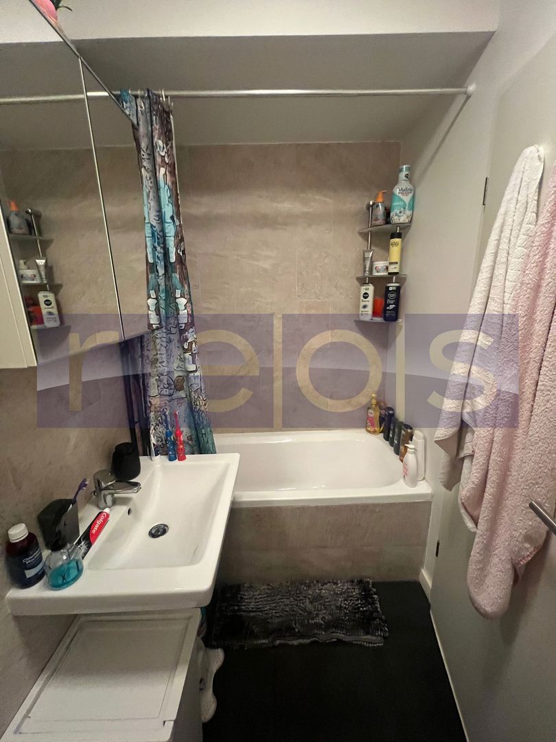 DE VANZARE 2 CAMERE  PRELUNGIREA GHENCEA-ZONA CARTIER LATIN - PARCARE - Poză 6