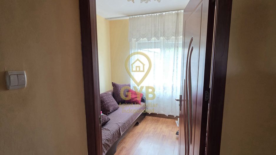 Apartament spatios cu 4 camere, 2 balcoane – Marghita, zona Penny - Poză 5