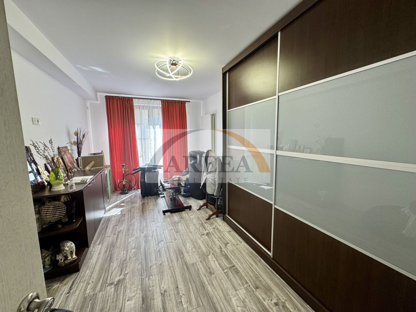 Berceni - VILĂ UNICAT, spațioasă, curte 1.000 mp, la 7 min metrou - Poză 22