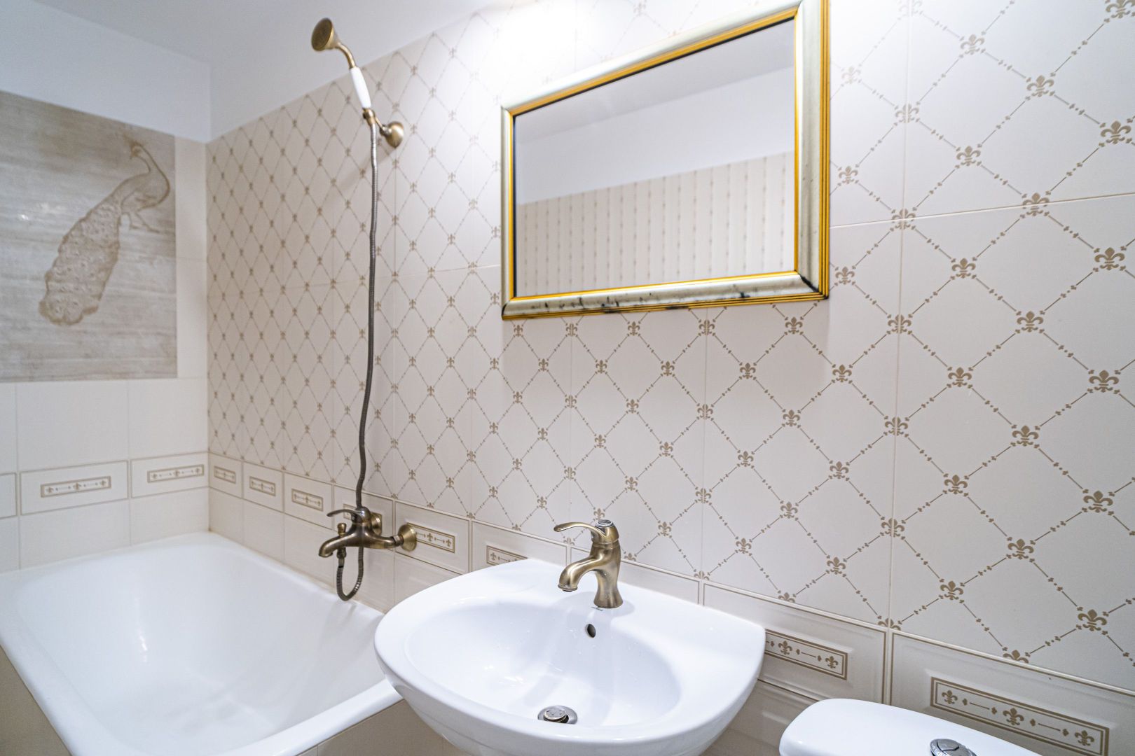 Drumul Sarii, 3 camere, 77 mp, et 5, 2 băi, bucatarie mare, disponibil imediat - Poză 16