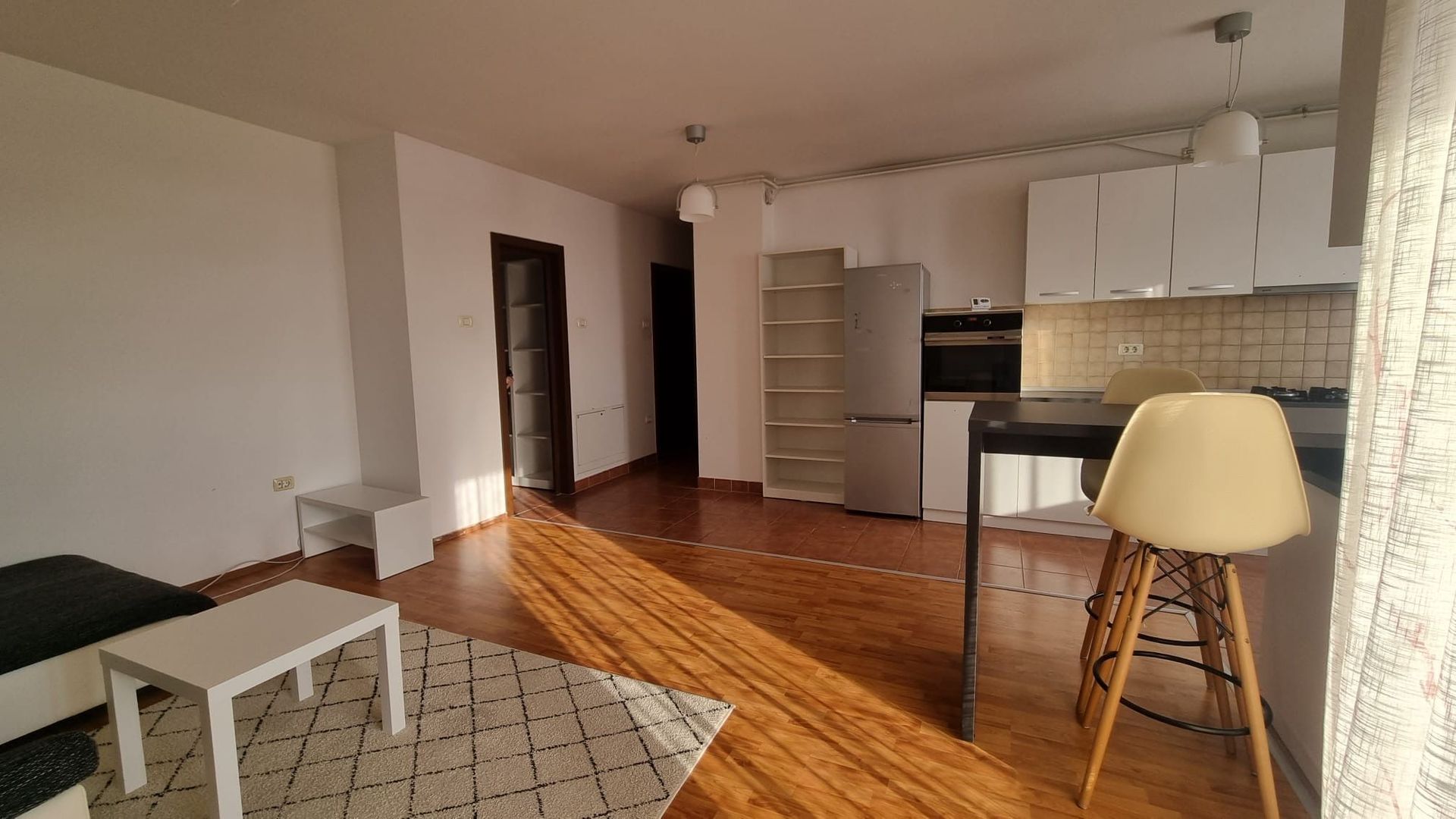 Apartament cu 1 camera de închiriat - Poză 4