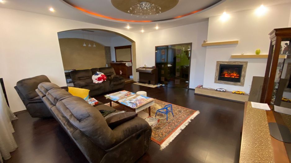 Duplex spațios cu garaj - Poză 3