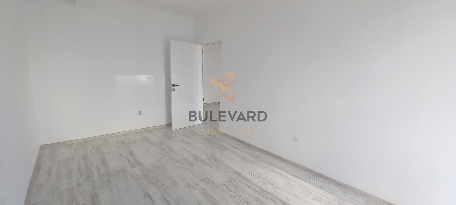 Apartament cu 2 camere, zona Terra! - Poză 4