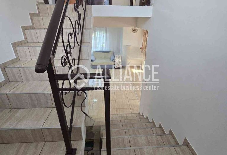 Lazu, ( cod 12 ) casă de vânzare,  Județul Constanța - Poză 3