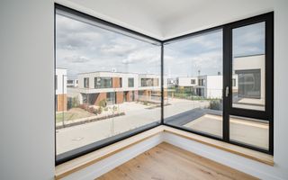 Vila 6 camere in Amber Forest - Poză 16