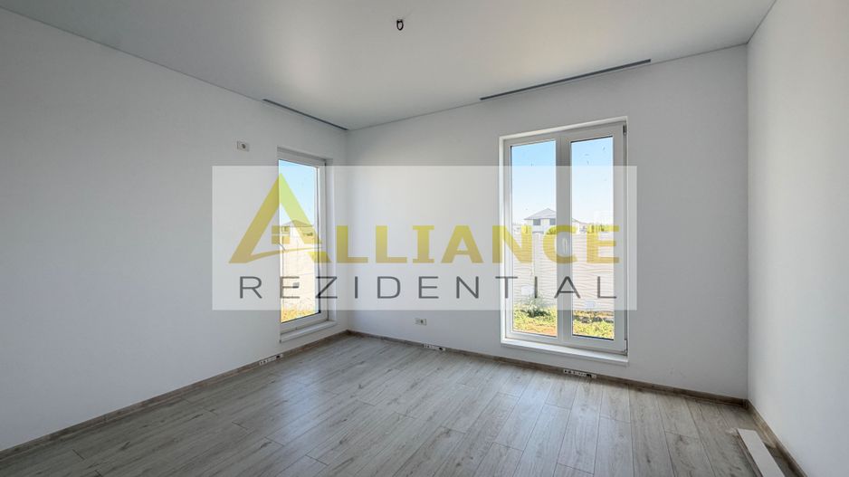 CASA PE PARTER IN BERCENI – TEREN 500 MP – ANSAMBLU ASFALTAT - Poză 8