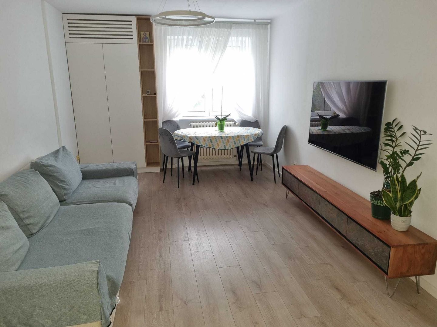 Închiriez Apartament cu 3 camere, prima închiriere, vedere Parc Circului ✨ - Poză 1