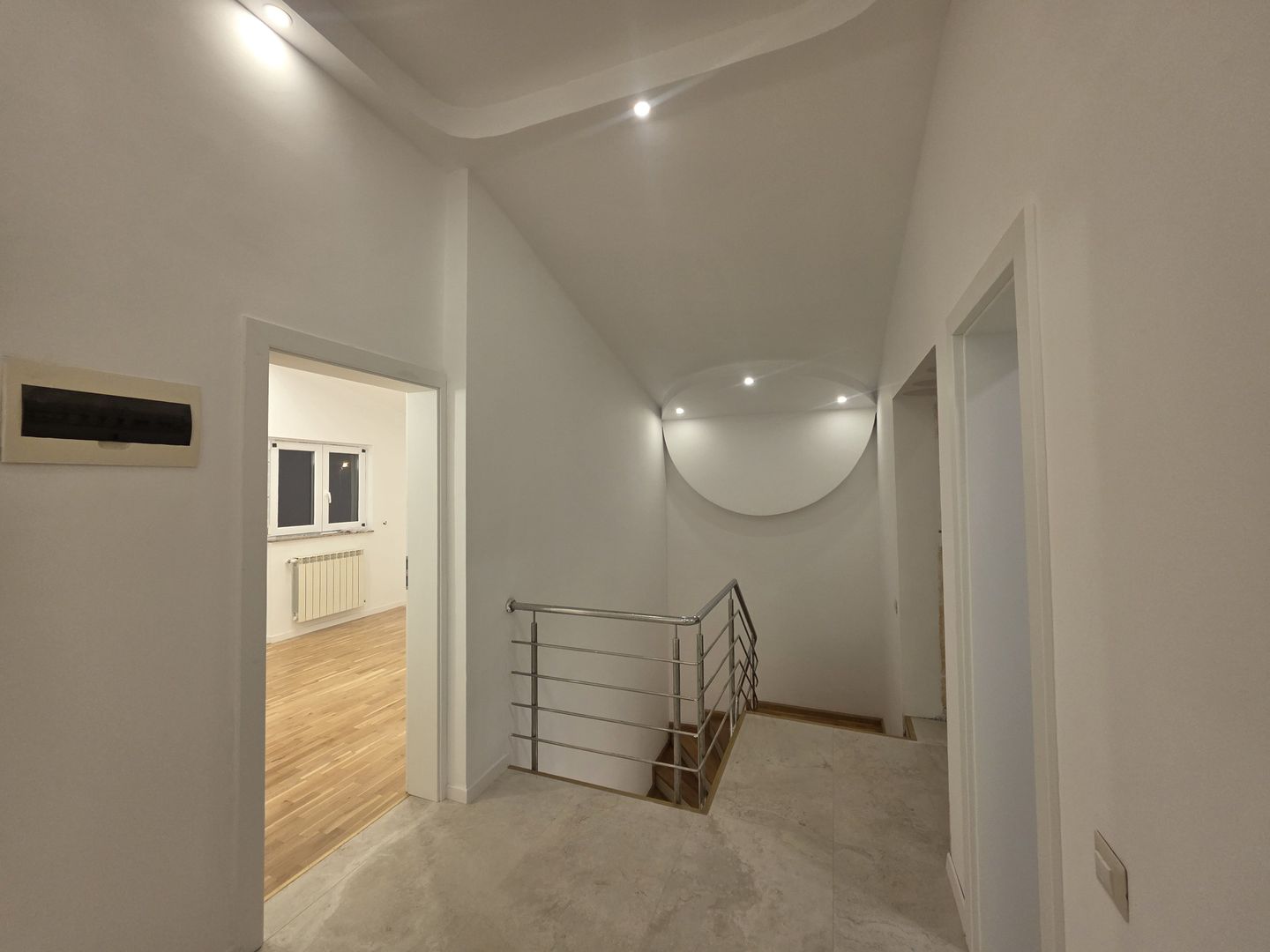 Casa individuala | renovată 2026 | curte 800 mp | Iancu Nicolae - Poză 3