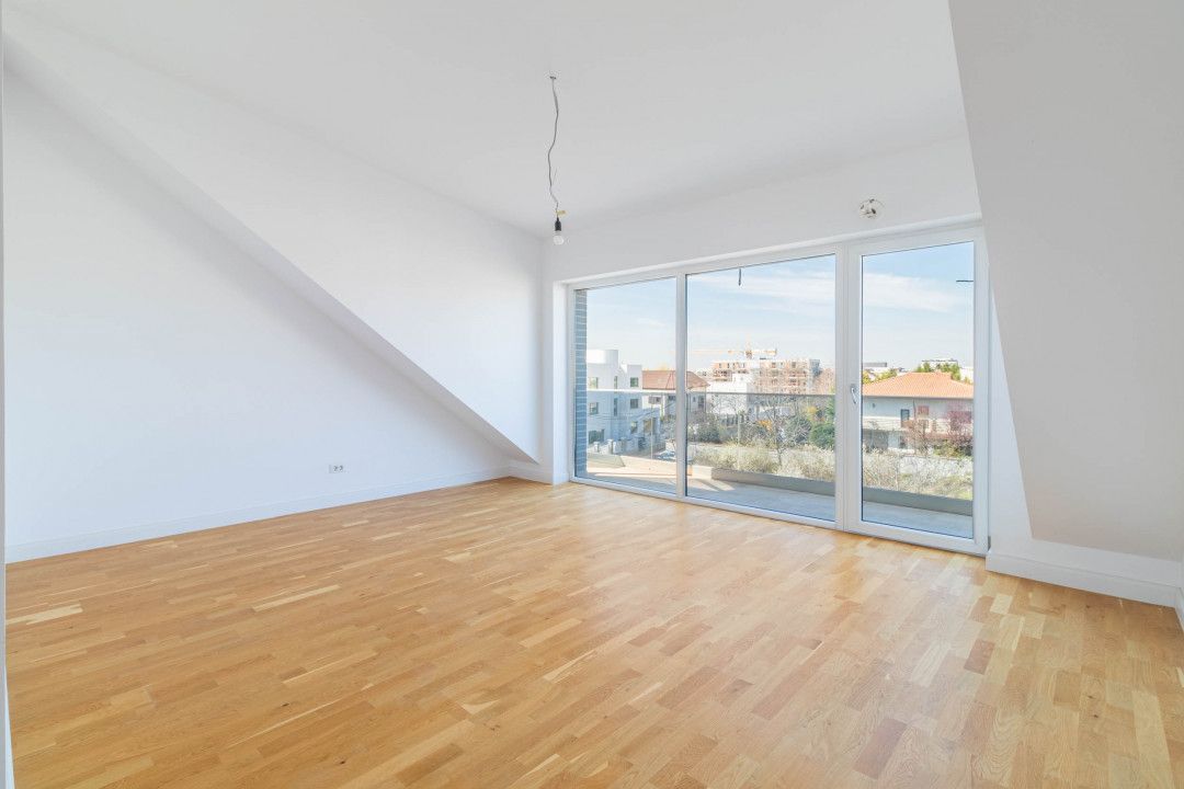 Apartament 4 camere duplex Sisesti - Vedere catre lac - REDUCERE - Poză 1