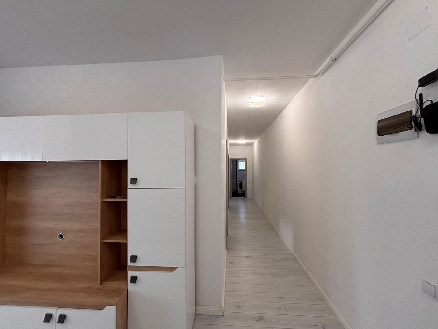 Apartament cu 3 camere si 2 locuri de parcare - Arhitectilor - Poză 11