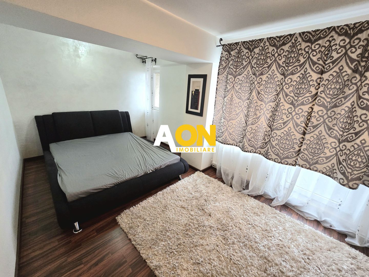 Apartament cu 4 Camere | Scara Interioara | Ultracentral | Terasa - Poză 9