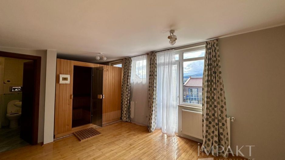 Casa de inchiriat | 6 camere, terasa, sauna, 320 mp - Poză 16