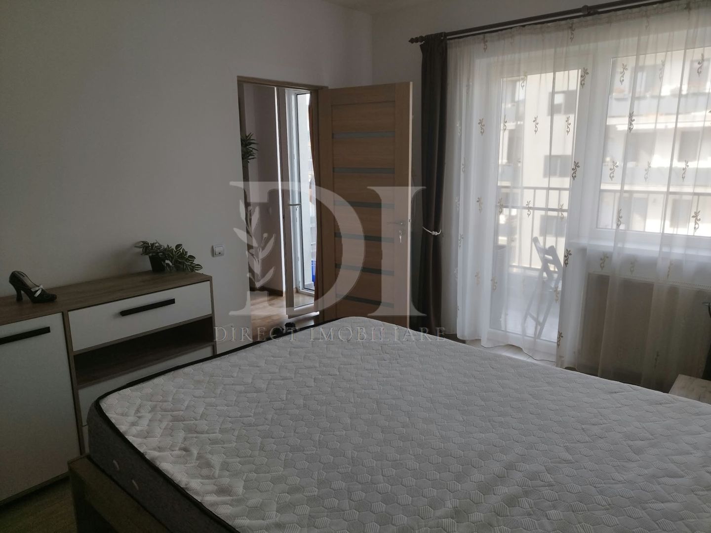 APARTAMENT 2 CAMERE DE ÎNCHIRIAT - Poză 12