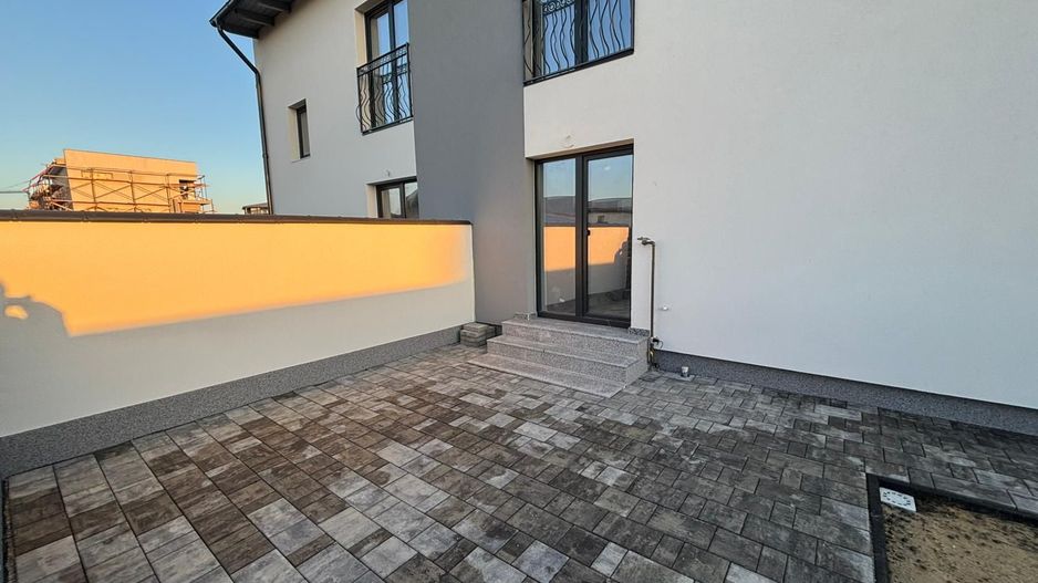 Casa cocheta 4 camere in Selimbar Triajului - Poză 44