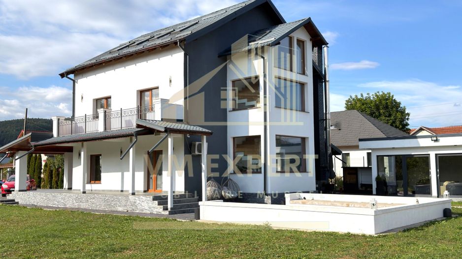 CASĂ 5 CAMERE TEREN 1600 MP CAMPULUNG - Poză 6