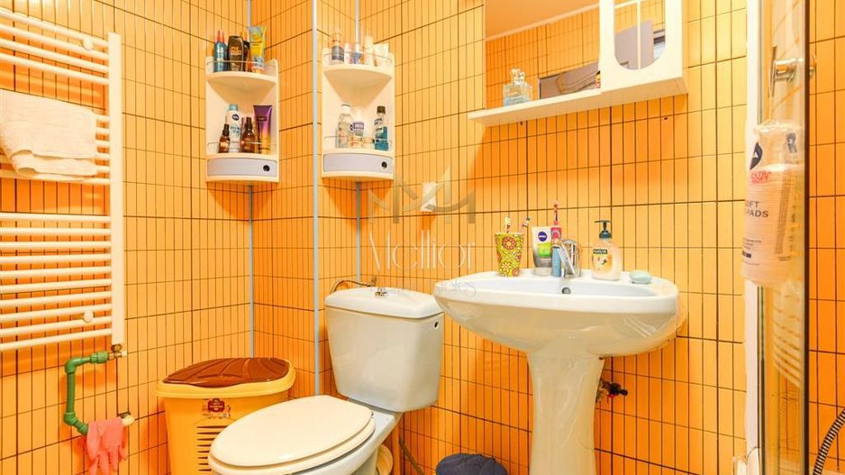 Apartament cu 1 camera gradina parcare Floresti - Poză 11