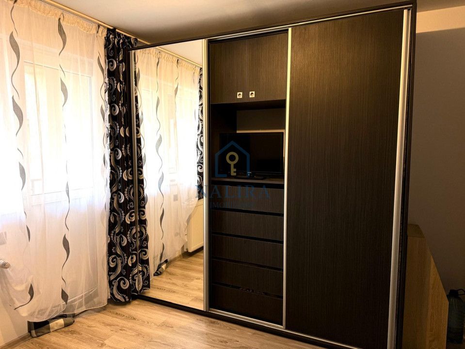 Apartament spatios de vanzare 3 camere Victoriei - Poză 10