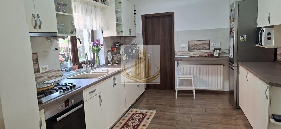 Casă individuală, 816 mp teren | Panouri fotovoltaice 6KW | Dumbravita - Poză 7