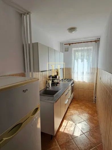 Apartament 2 camere SD 40 mp Podu Ros 400 euro - Poză 5