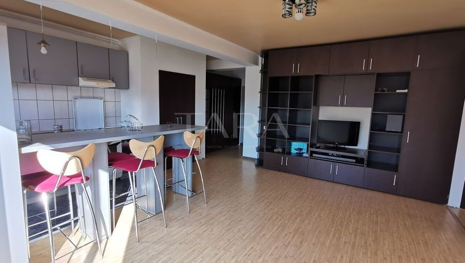 Apartament modern 2 camere, Cetatea Fetei, parcare subterană. - Poză 1
