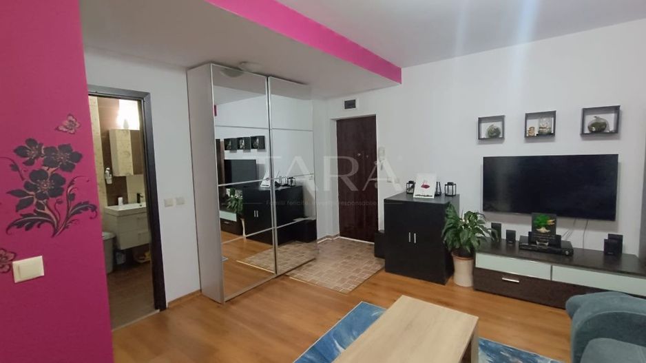 Apartament 2 camere+loc de parcare Floresti - Poză 1