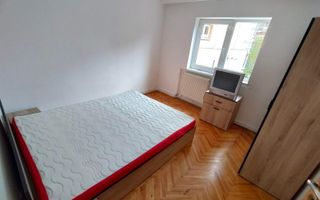 Apartament cu 4 camere decomandate, bd. Titulescu. - Poză 2