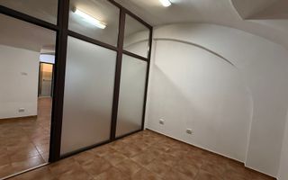 Ultracentral – Str. Lucian Blaga | Acces individual | Parcare în curte - Poză 8