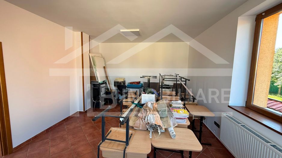 Casa individuala, 10 camere, 753mp, Zona Sancraiu de Mures - Poză 14