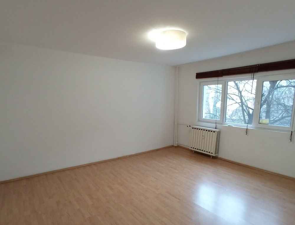 Închiriez apartament 3 camere nemobilat Str Avionului Sector 1 - Poză 2