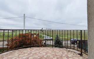 Casa cu 4 camere garaj si curte de 500 mp in Nojorid - Poză 14