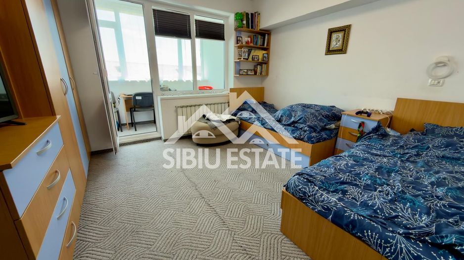 Apartament 75 mp. 3 camere 3 balcoane  decomandat in Sibiu- Terezian - Poză 11