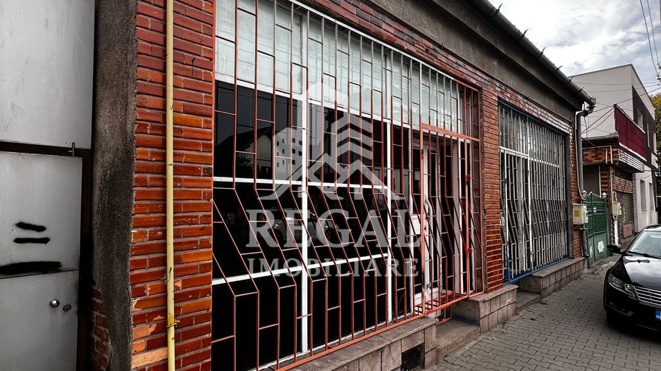 Spațiu comercial de închiriat – 76 mp | Vad comercial bun | Hunedoara - Poză 1