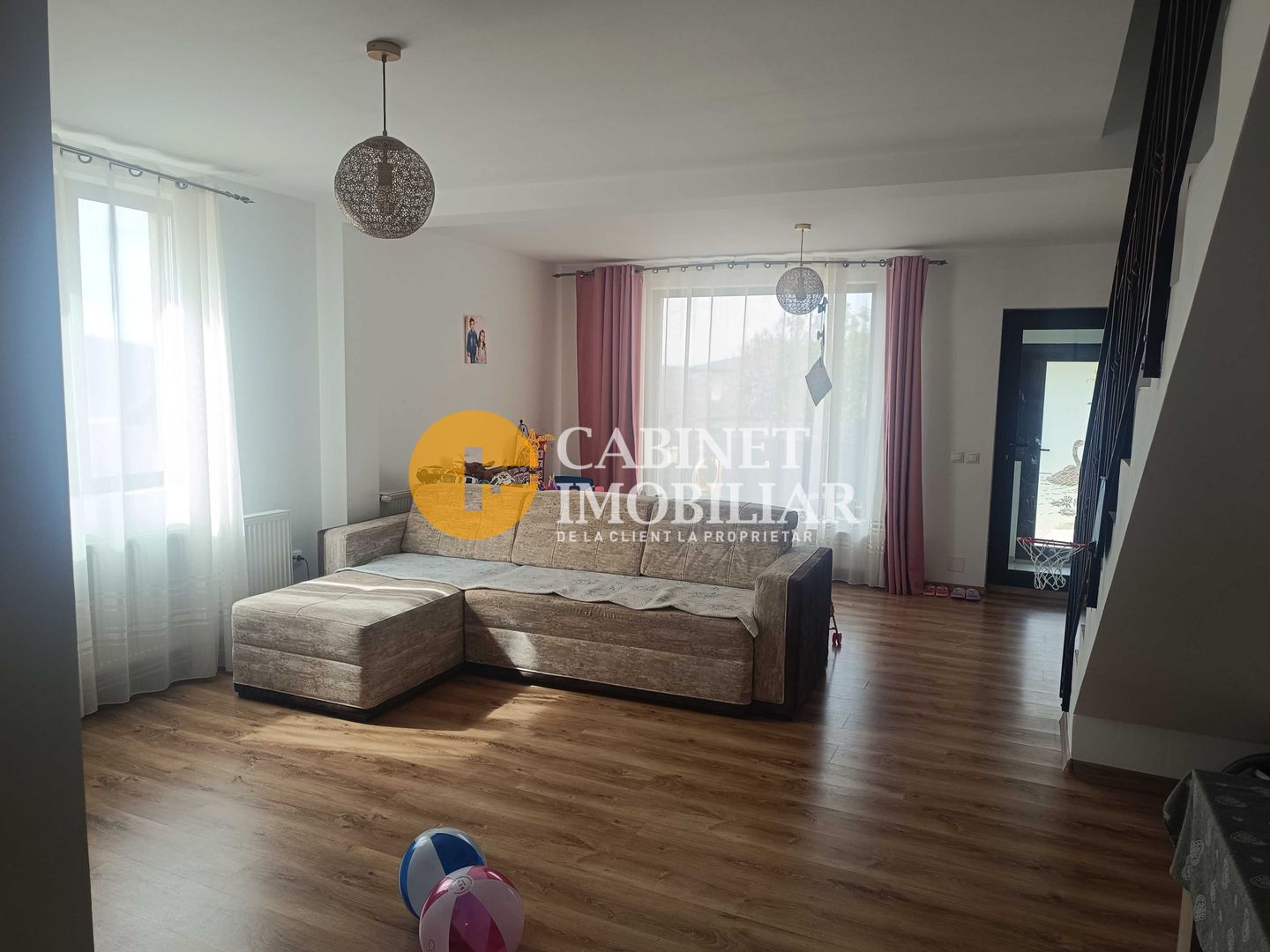 Casa tip duplex 4 camera Valea Adanca - Poză 1