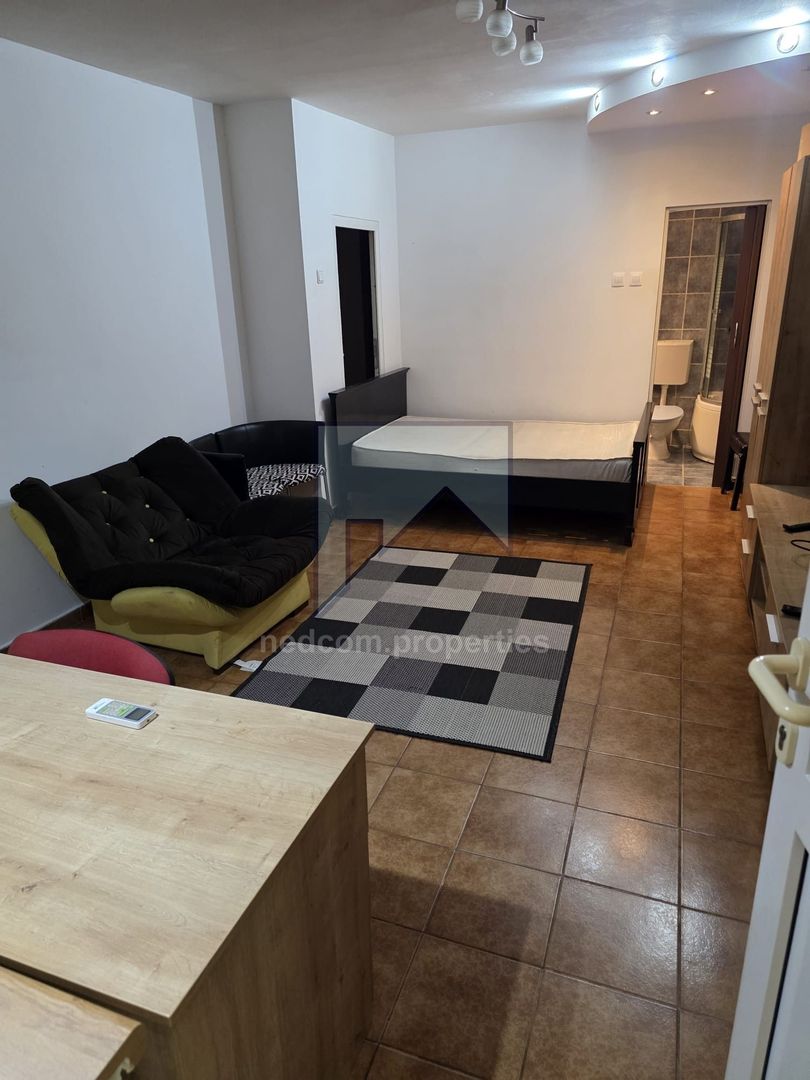 Inchiriere Garsoniera Sebastian - str. Motoc 47mp - Poză 3