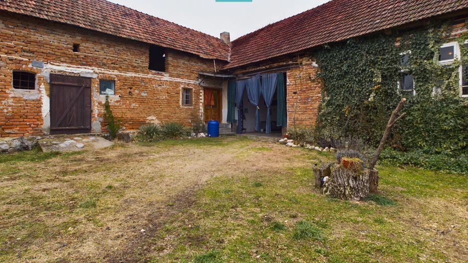 Rezidență de vis pe Valea Mureșului la Lalașinț - Poză 25