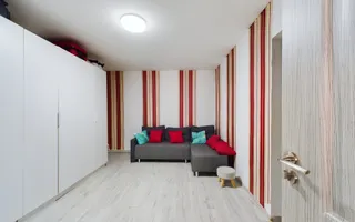 Casă individuală  pe un nivel cu 6 camere, teren generos, Giarmata - Poză 11