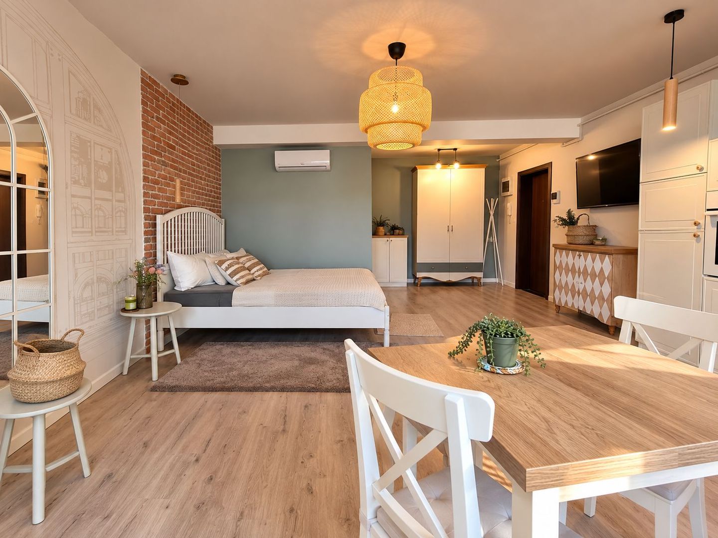 DE ÎNCHIRIAT – CENTRAL PARK - STR. BASARABIEI -  ETAJ 7 - Poză 7