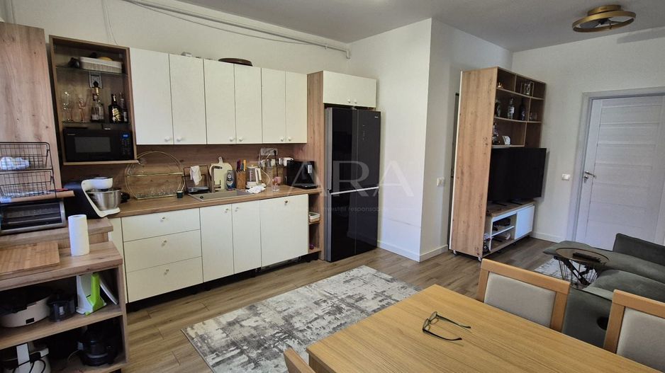 Vanzare apartament 3 camere  cu gradina in Apahida - Poză 2