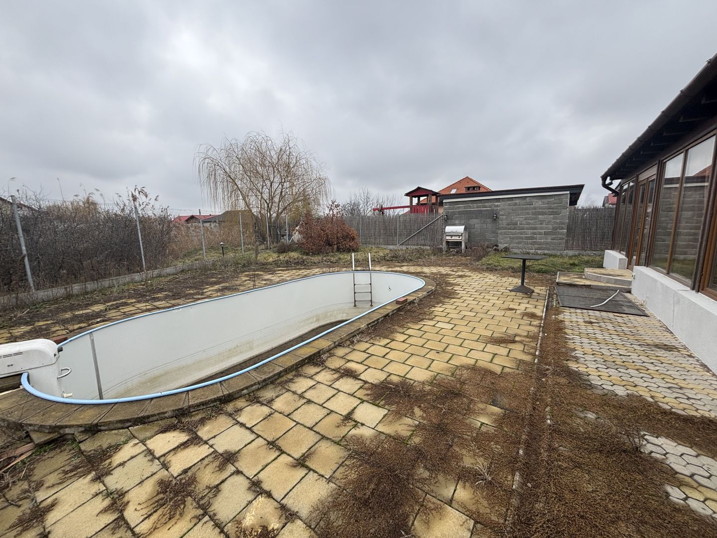 Individuala cu piscina - Poză 10