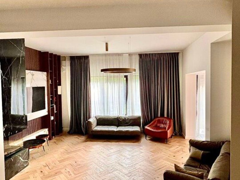 vila 7 camere in complex residential Pipera - Poză 18