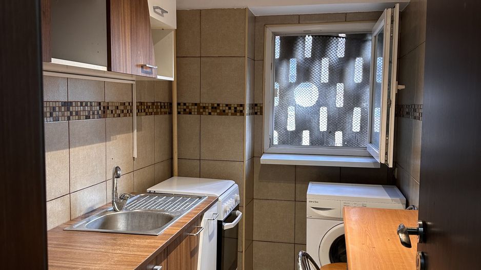Apartament 2 camere strada Stirbei Voda nr 2 - Sala Palatului - Poză 12