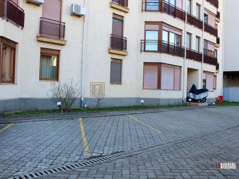 4 camere decomandat + loc de parcare privat in bloc nou. Str Nicolae Table - Poză 20