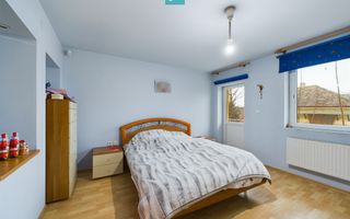 Casă situată Central în Dumbrăvița - Poză 17