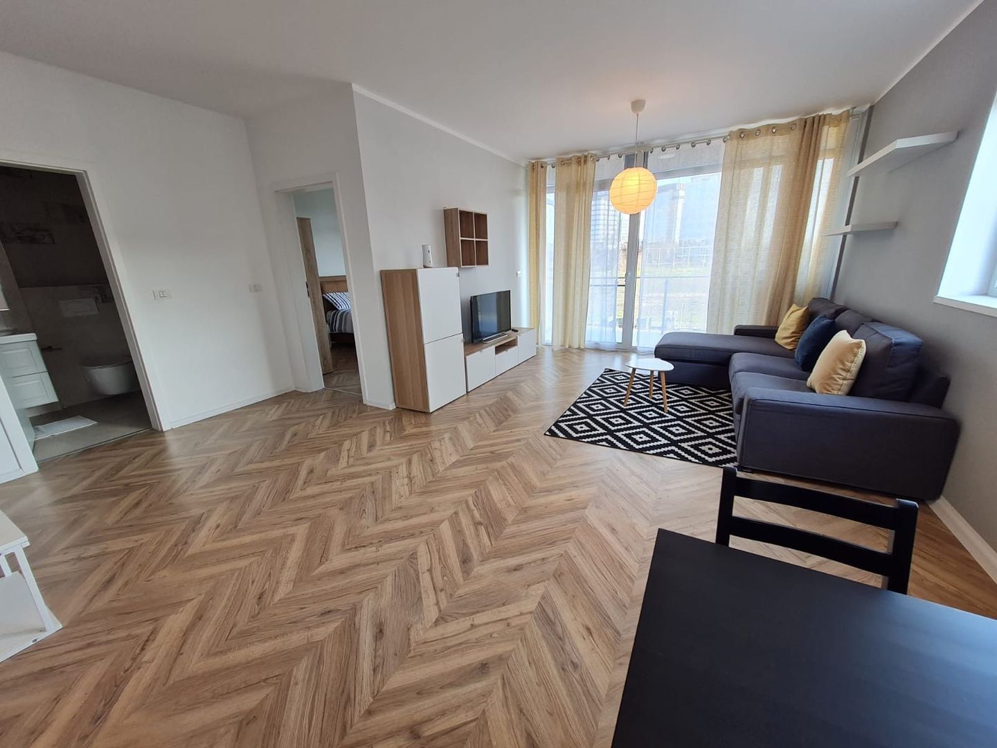 Lux si calitate la 3 min de Piata Unirii - Poză 2