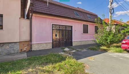 Casă individuală cu 5 camere și teren de 1.156 mp