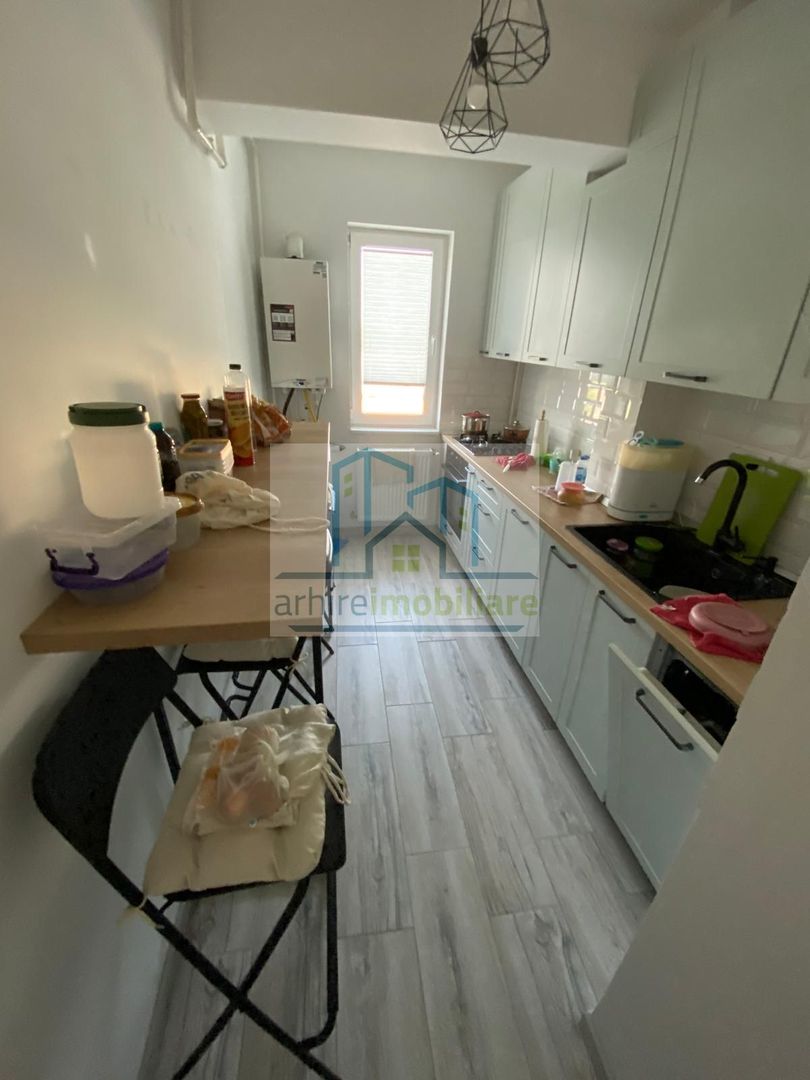 Apartament 3 camere decomandat zona Trapezului - Poză 12