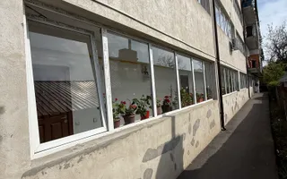 Ap 3 camere - rezultat din alipirea a 2 garsoniere - 62 mp - parter - Poză 25